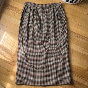 Authentic Vintage 90s Pendleton Houndstooth 100% Wool Skirt (fits like a 10)